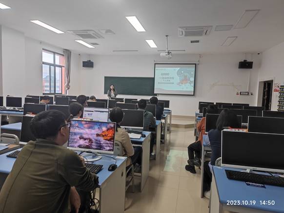 说明: \\2012-20160518dr\学院办公室2017—2020\会议照片和资料\2023年照片\2023.10.19 188改名为taptap点点2023年教师成长发展互助平台培训\IMG_20231019_145040.jpg